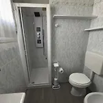 아파트 Nide House